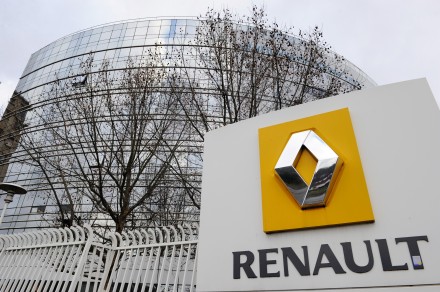 Renault își face cartier general în București